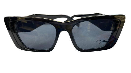LY Eyewear Oversized Black Cat-Eye Sunglasses – Dark UV Lens