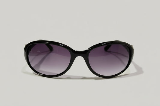Elegant Black Oversized Gradient Lens Sunglasses for Women – UV Protection Fashion Eyewear