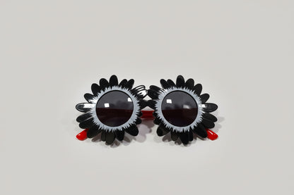 Kids Flower-Shaped Sunglasses – Black Frame with Red Temples & Smoke Lenses