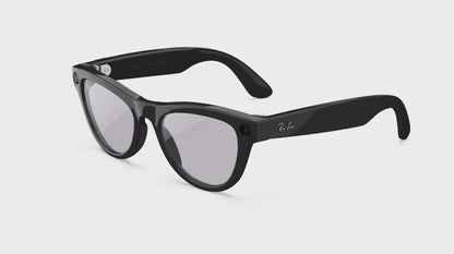 Rayban Meta Skyler (Gen 2) - Frame colour: Shiny Black, Lens colour: Clear to Amethyst Transitions